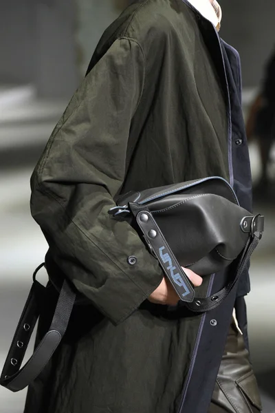 Look 54